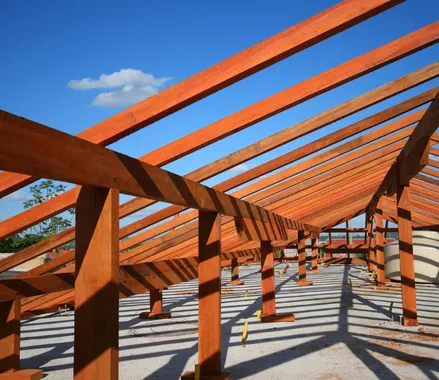 montar estructura de madera para cubierta en malaga